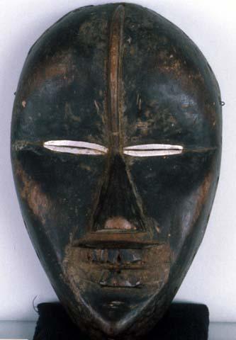 Wooden face mask