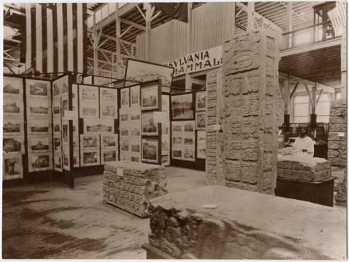 World's Columbian Exposition of 1893 - Male statue, back