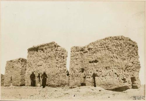 Adobe burial towers