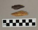 Chipped stone projectile points, stemmed, unifacial