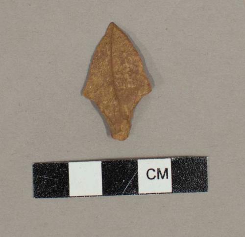 Chipped stone projectile point, stemmed, unifacial