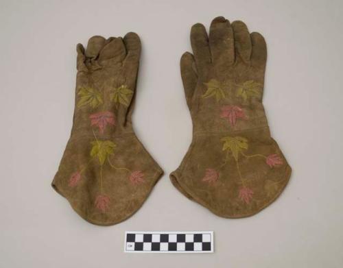 Man's buckskin gloves