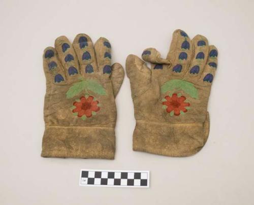 Man's buckskin gloves