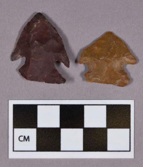 Chipped stone, projectile points, corner-notched, jasper