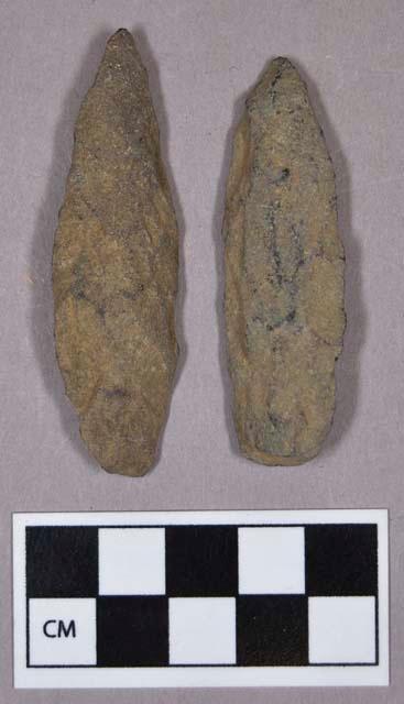 Chipped stone, projectile points, lanceolate