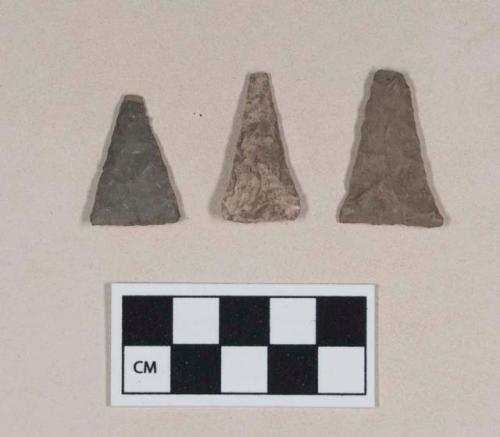 Chipped stone, projectile points, triangular