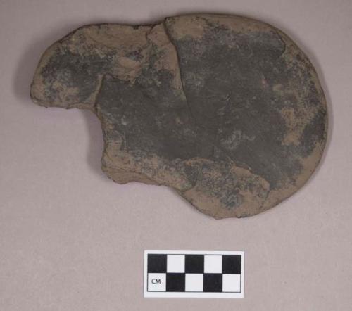 Worked coal object fragment