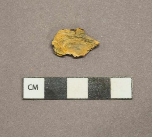 Clinker/coal ash fragment