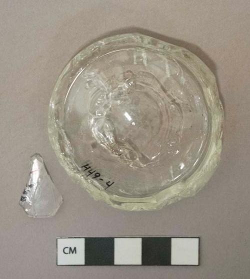 Colorless glass vessel fragments, 1 bottle base with pontil scar