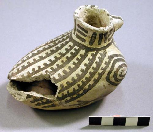 Effigy vessel; Bird