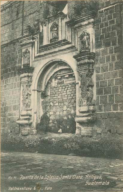 Blocked doorway of Iglesia Santa Clara