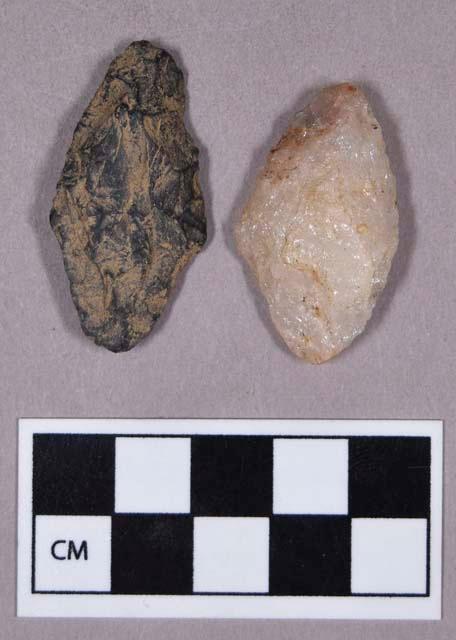 Chipped stone, projectile points, stemmed, includes quartz