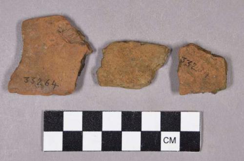 Ceramic, earthenware body sherds, undecorated and incised, includes grit-tempered