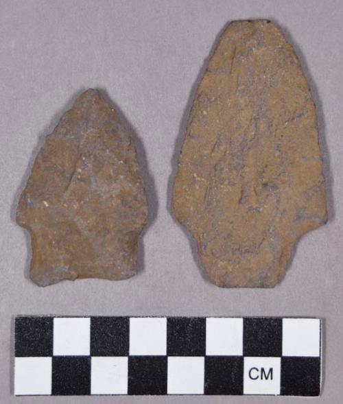 Chipped stone, projectile points, stemmed