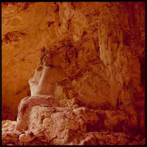 Chakh statue in La Pailita cave