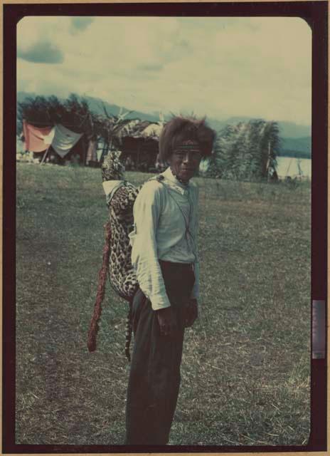 Ngobe-Bugle man with jaguar on back