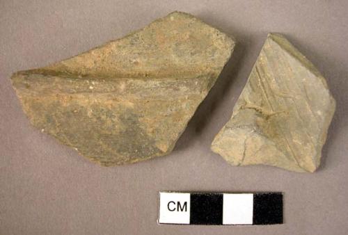 Potsherd with raised moulding; potsherd - gray minyan