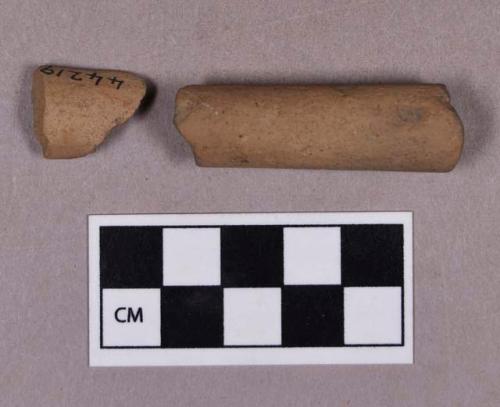 Ceramic, earthenware pipe stem fragments, undecorated