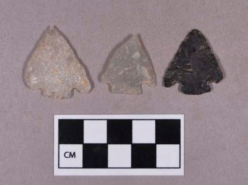 Chipped stone, projectile points, corner-notched