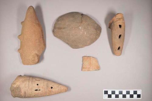 18 miscellaneous potsherds