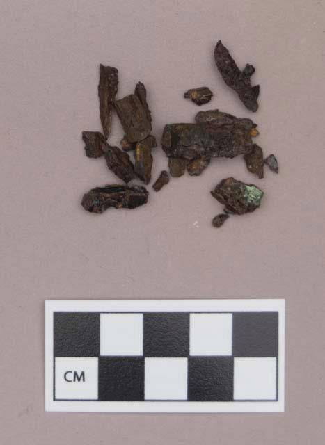 Metal, iron fragments