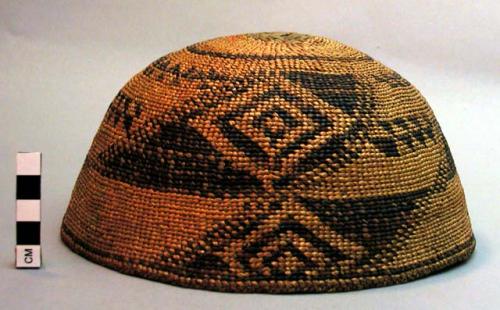 Basket hat