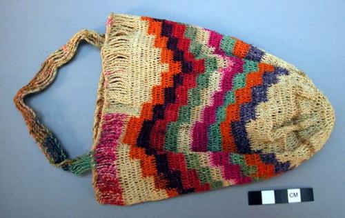 Finely woven raffia bag