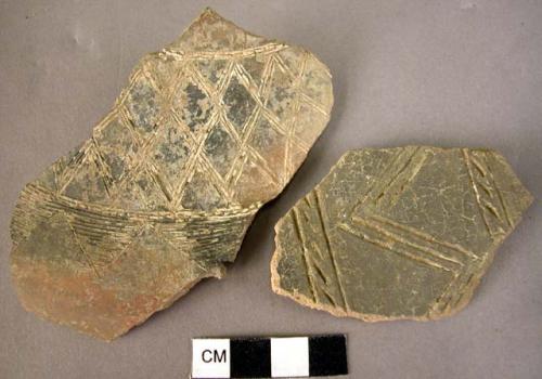 3 incised pothsherds