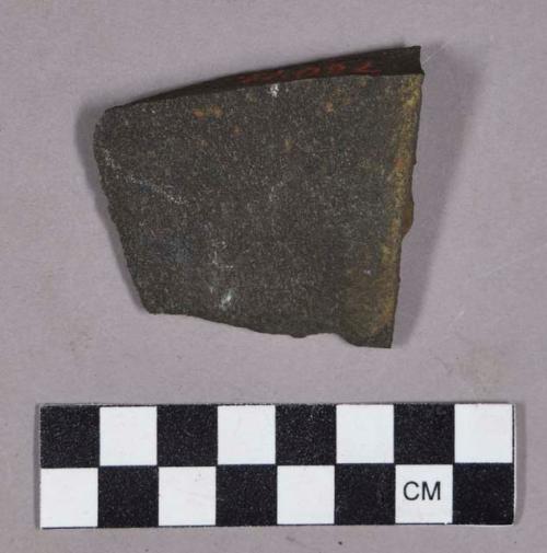 Chipped stone, modified lithic, fragment