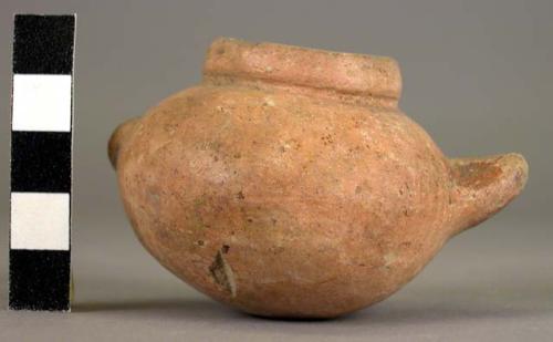 Pottery jar, small, 1 animal head and tail