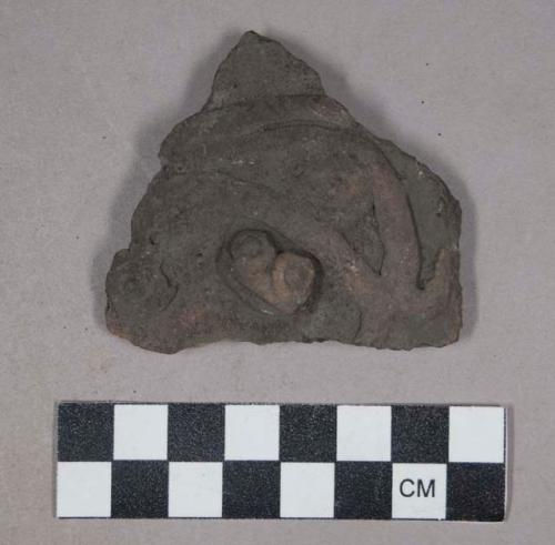 Earthenware body sherd with modeled anthropomorphic effigy