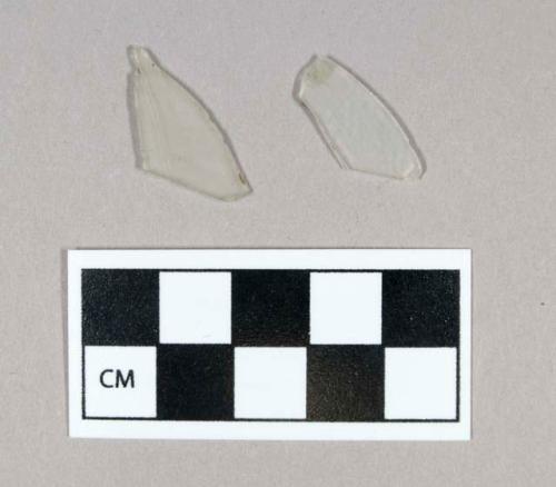 Glass, flat, clear, frosted, fragments