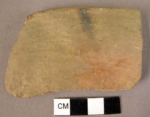 Rim potsherd