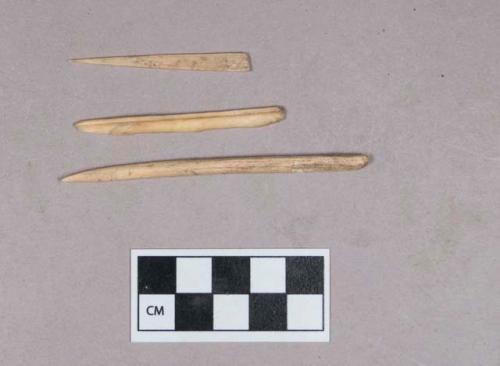 Worked animal bone perforator fragments