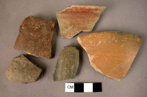 7 rim potsherds; 8 potsherds