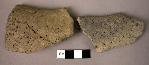 2 pottery sauceboat fragments