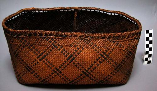 Storage basket of cedar bark; klabat