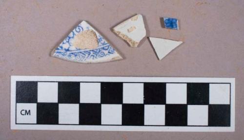 Ceramic, pearlware, blue transfer print, body and rim sherds