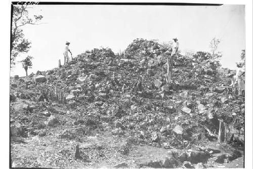 East end passageway before excavation at Mercado