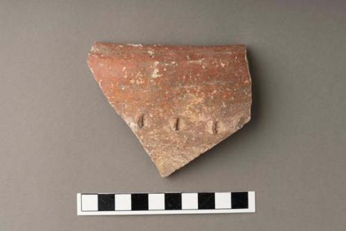 Large collection of widely varying coarse sherds.  Some bases with incised designs.