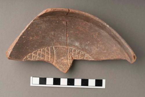 Large collection of widely varying coarse sherds.  Some bases with incised designs.