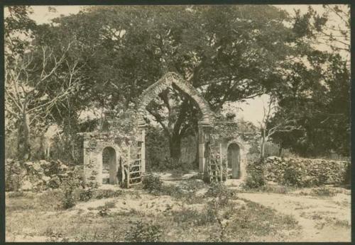 Gateway to Hacienda Chichen