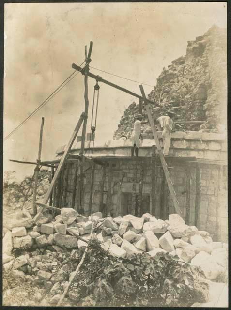 Caracol, during repair