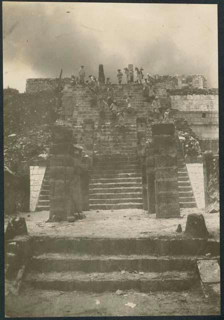 Temple of Warriors, workmen climbing stairway