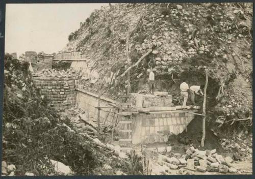 Temple of Warriors, repairing second sloping element