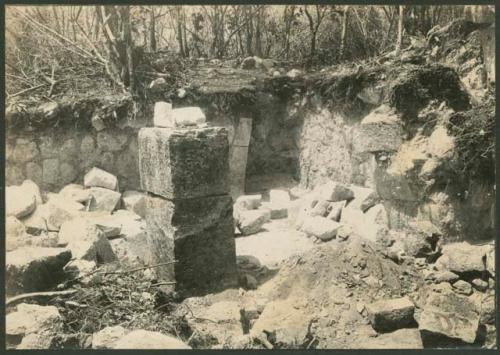 Temple of the Phalli, west end of colonnade and doorway