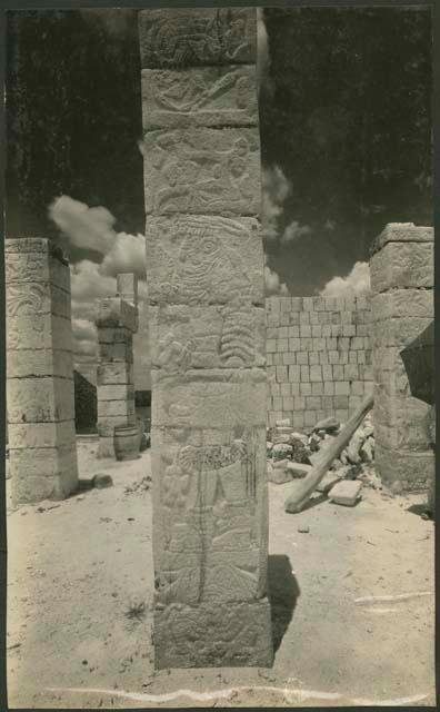 Temple of the Warriors, sculptured columns in sactuary