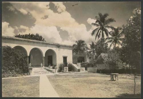 Hacienda Chichen, Casa Principal