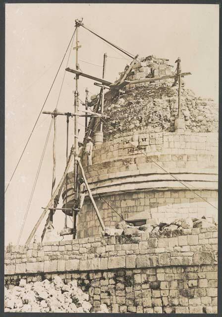 El Caracol tower, south side under repair