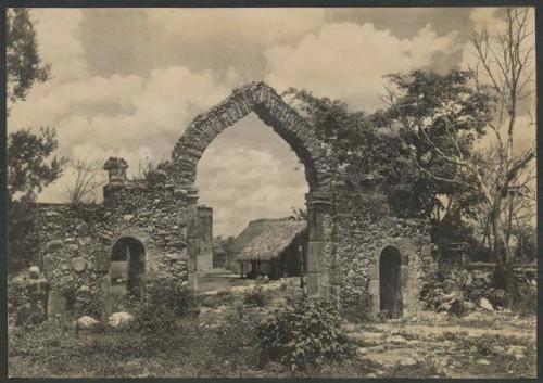 Arched gateway to Hacienda Chichen